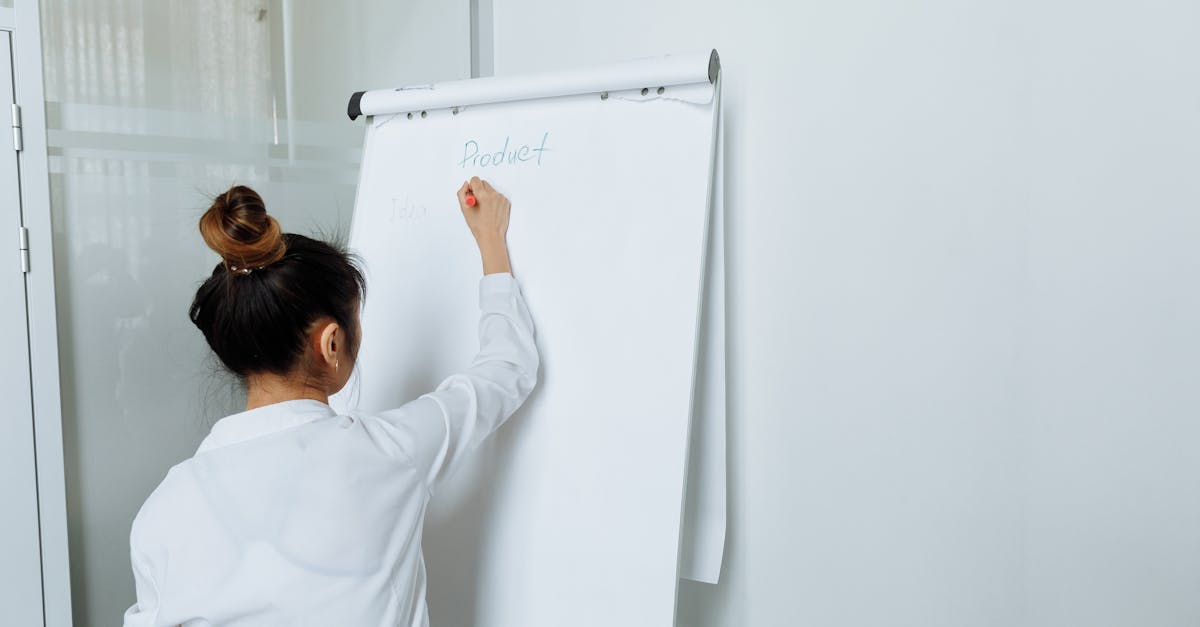 découvrez l'importance de la connaissance produit dans le succès de votre entreprise. apprenez à maîtriser les caractéristiques, avantages et usages de vos produits pour mieux répondre aux besoins de vos clients et améliorer votre stratégie de vente.